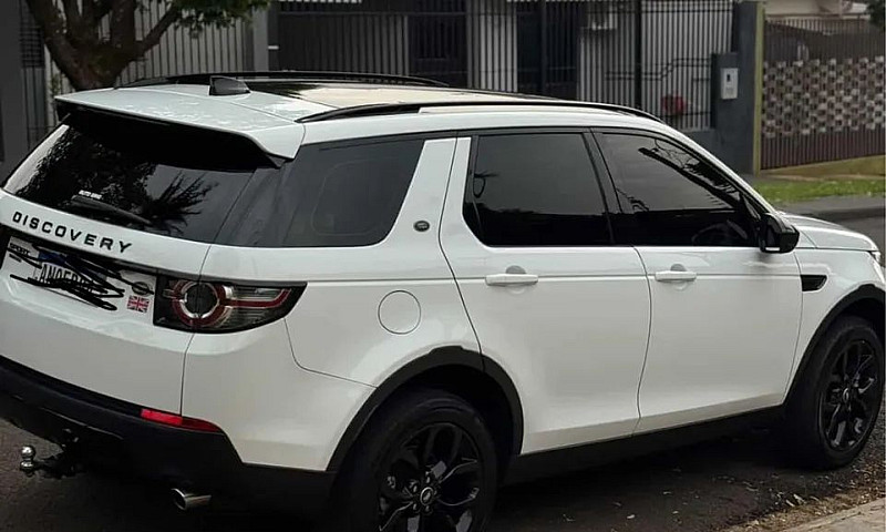 Land Rover Discovery...