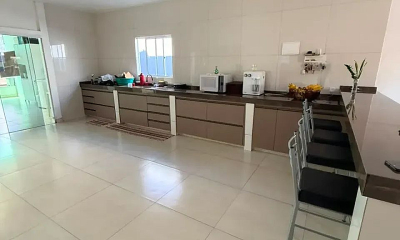 Casa Moderna Com Pis...