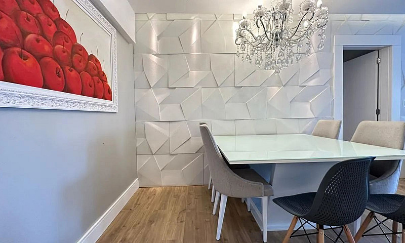 Apartamento Semimobi...