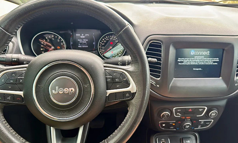 Jeep Compass Sport 2...