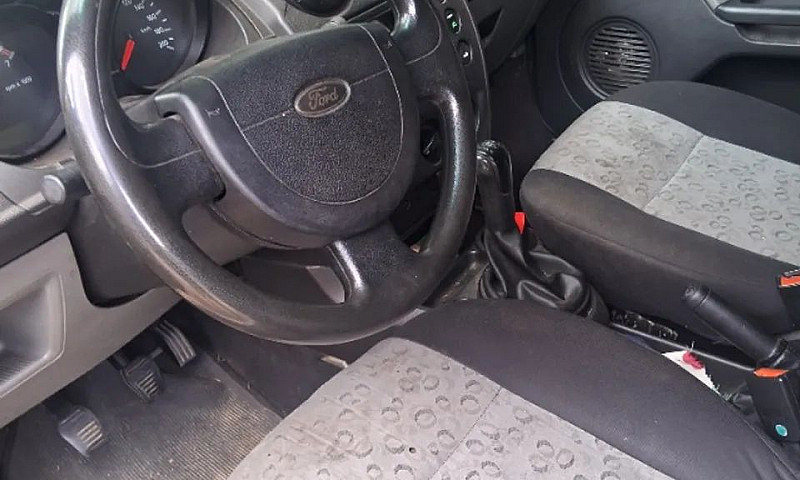 Ford Fiesta 1.0 8V F...