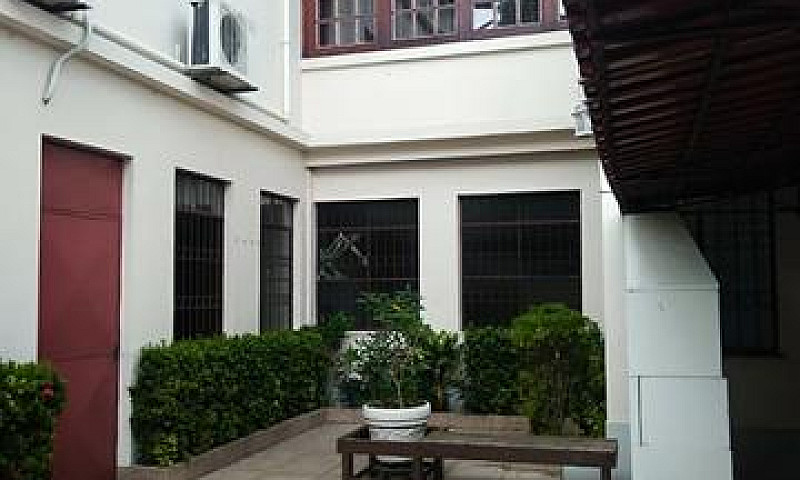 Casa Dom Pedro I Pró...