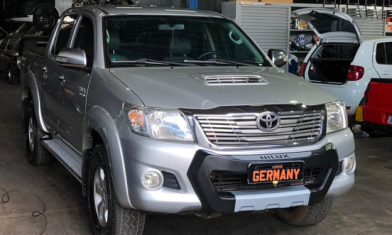 Hilux 2013 3.0 Srv 4...