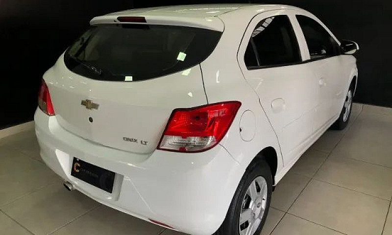 Chevrolet Onix Lt 1....