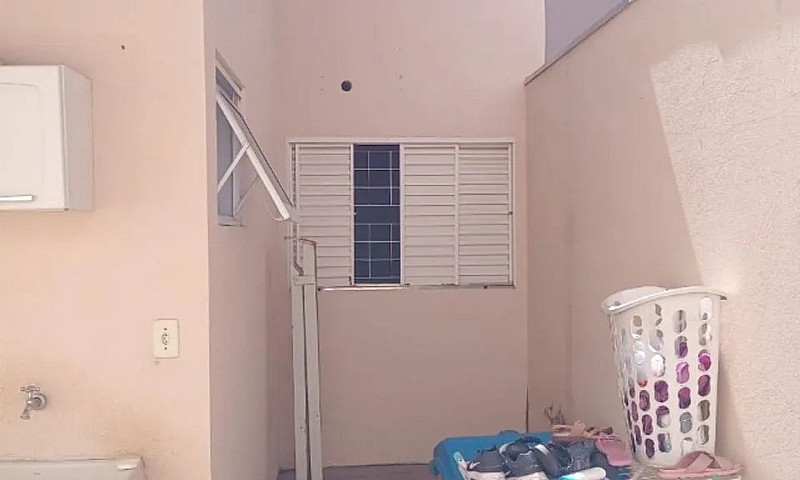 Vende Se Casa No Bai...