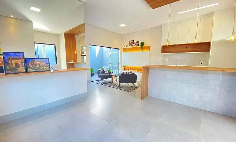 Casa Com 3 Dormitóri...