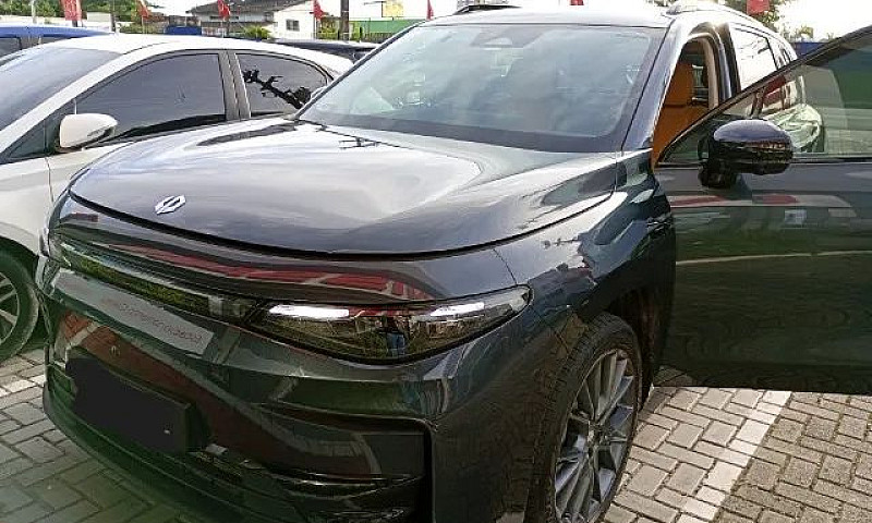 Leapmotor C10 Reev (...