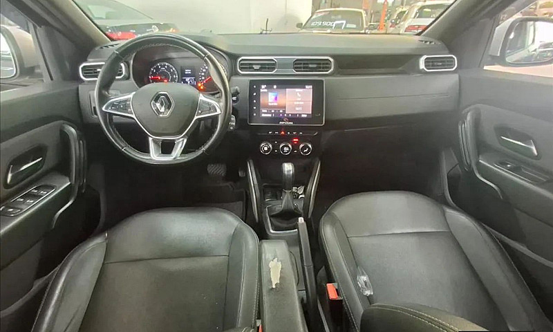 Renault Duster Iconi...