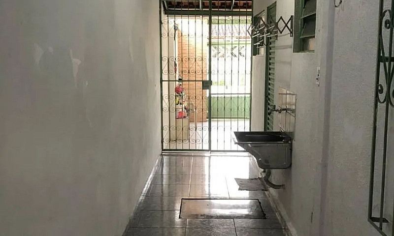 Alugo Casa Na Zona C...