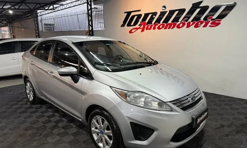 Ford Fiesta Sedan Se...