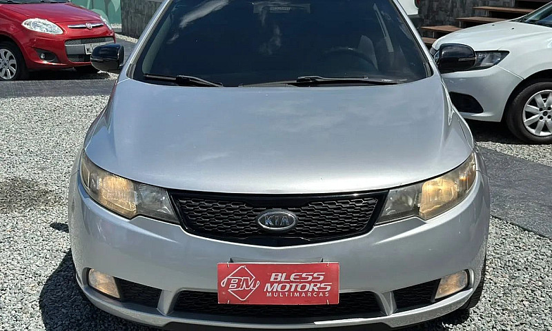 Kia Motors Cerato 1....