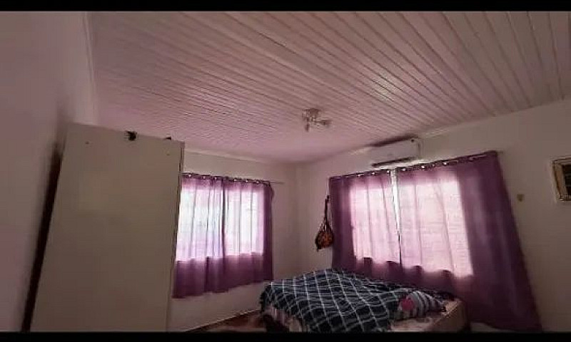 Vendo Casa No Bairro...