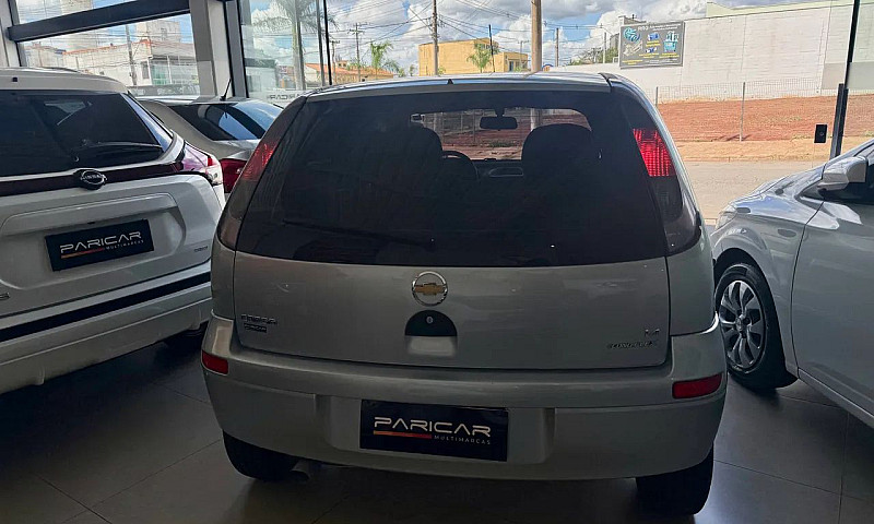 Chevrolet Corsa Hat....
