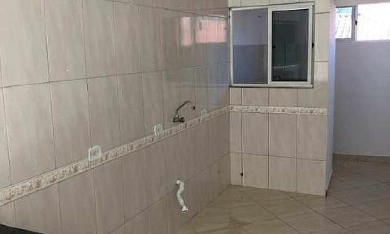 Casa Semi-Nova, 2 Qu...