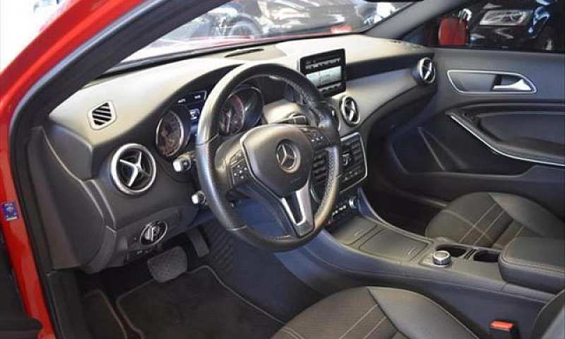 Mercedes-Benz Gla 20...