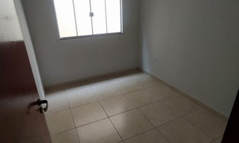 Casa  Com 3 Quartos ...