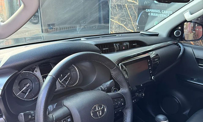 Vendo Hilux Srx 2022...