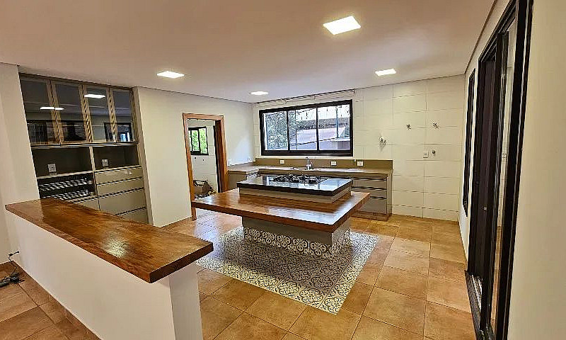 Linda Casa 4 Suítes ...