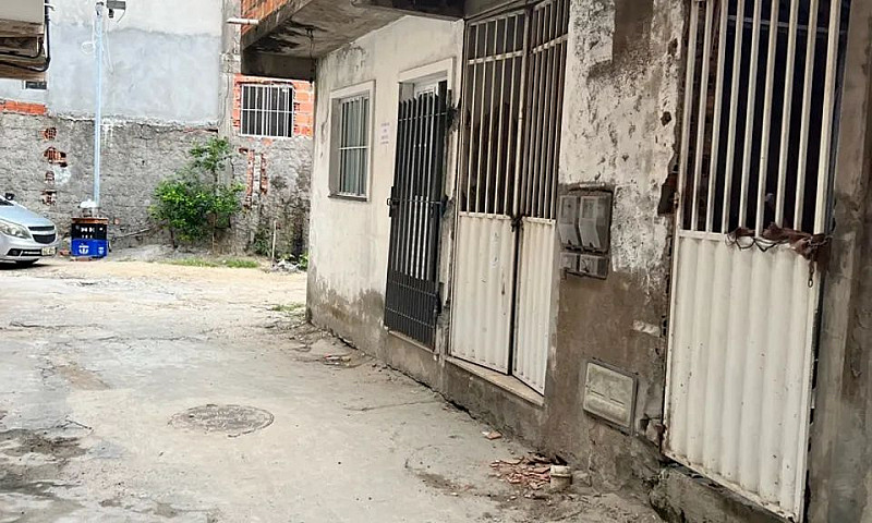 Vende-Se 4 Casas Em ...