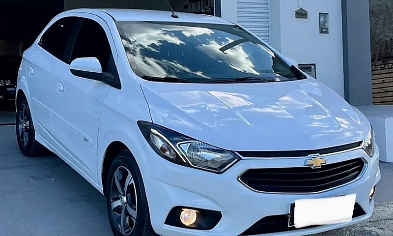 Chevrolet Onix Hatch...
