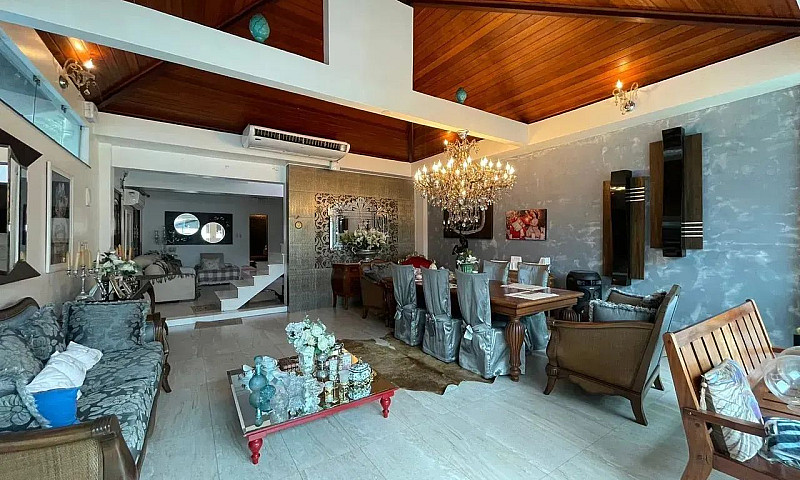 Casa Alto Padrão 2/4...