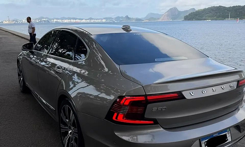 Volvo S90 T-8 Híbrid...