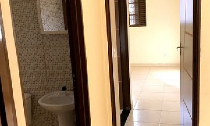 Alugo Excelente Casa...