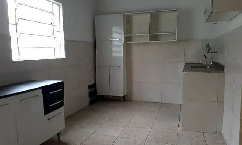 Casa Com 2 Quartos, ...