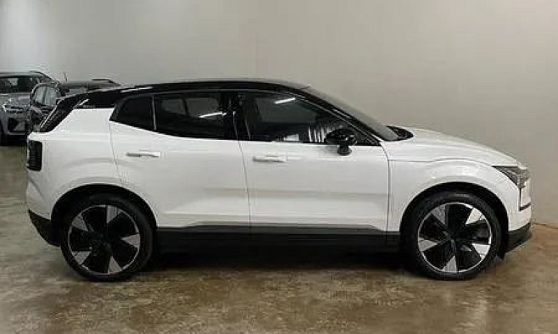 Volvo Ex30 E60 Ultra...