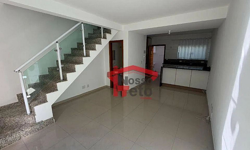 Casa Com 2 Dormitóri...
