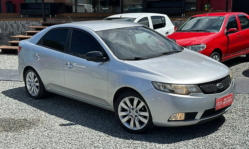 Kia Motors Cerato 1....
