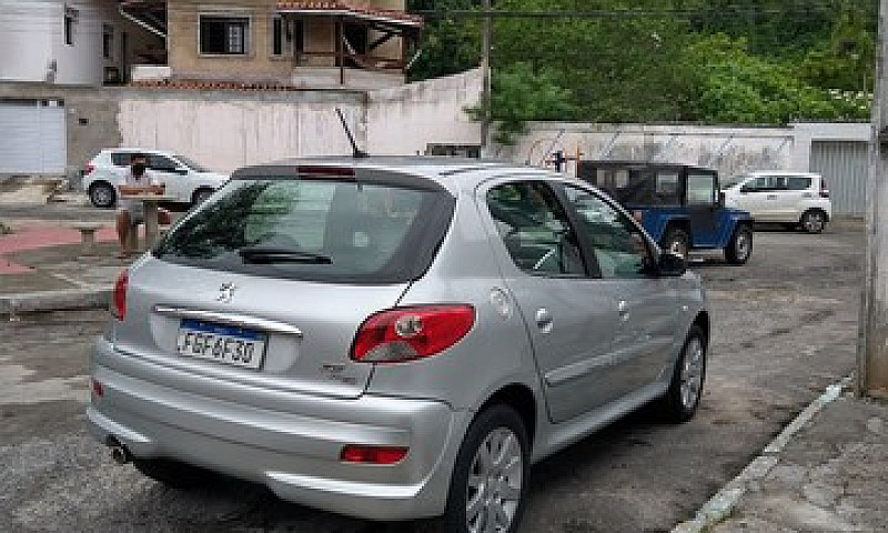 Peugeot 207 1.6 Xs...