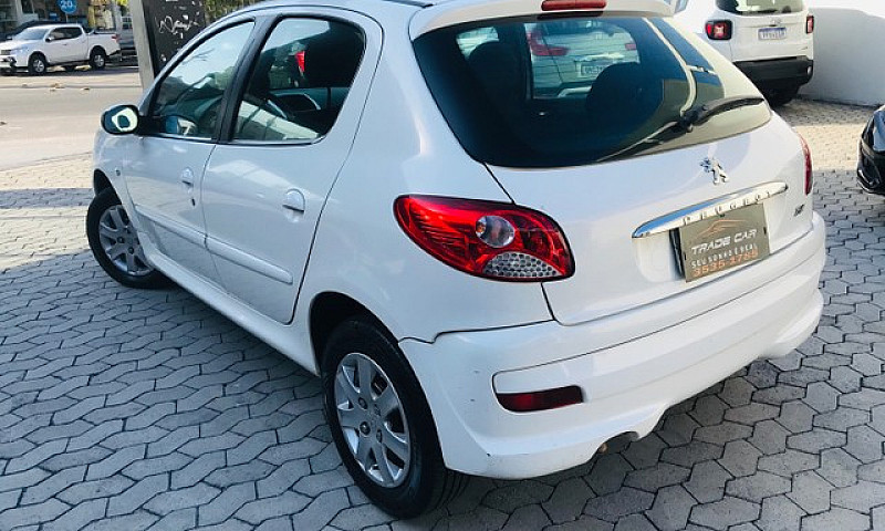 Peugeout 207 Xr Mode...