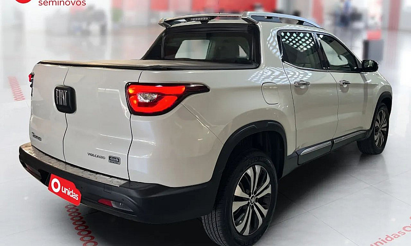 Fiat Toro Volcano 2....