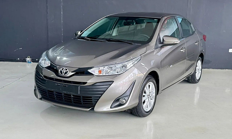 Toyota Yaris Xl Seda...