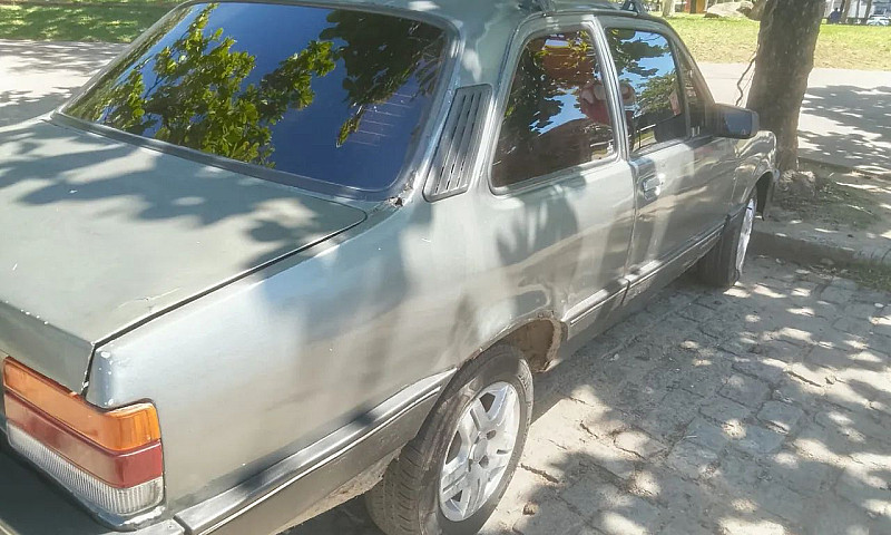 Chevrolet Chevette L...