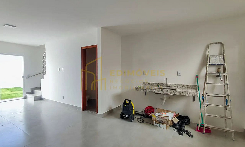 Casa Com 2 Suítes No...