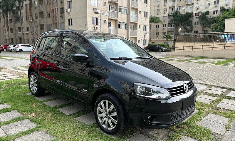 Volkswagen Fox 1.6 M...