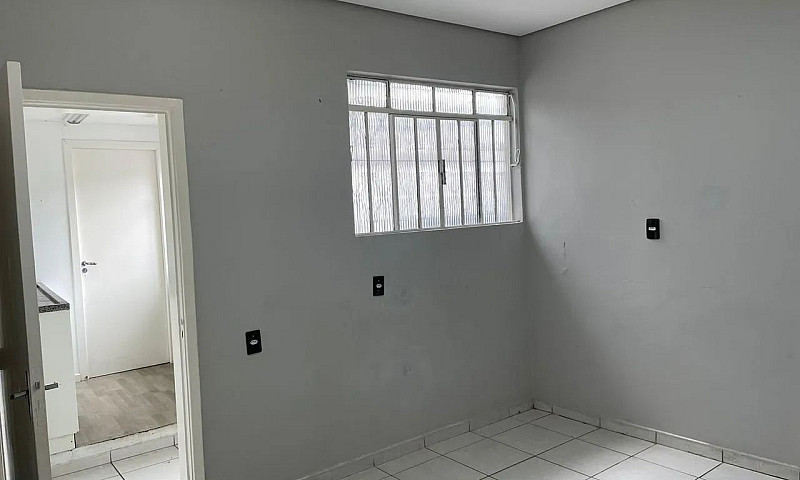 Casa Comercial Em La...