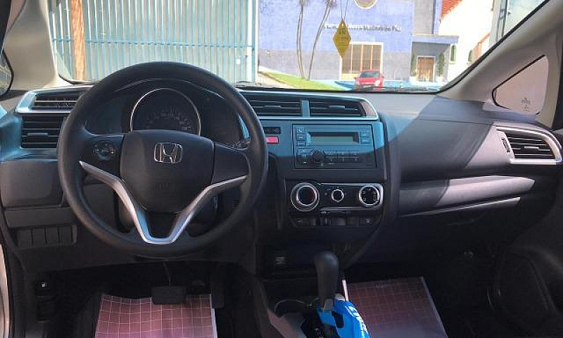 Honda Fit...