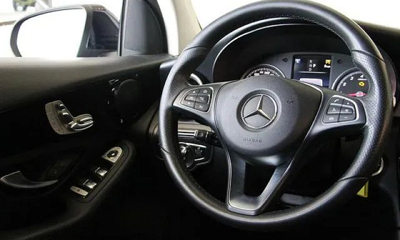 Mercedes-Benz Glc 25...