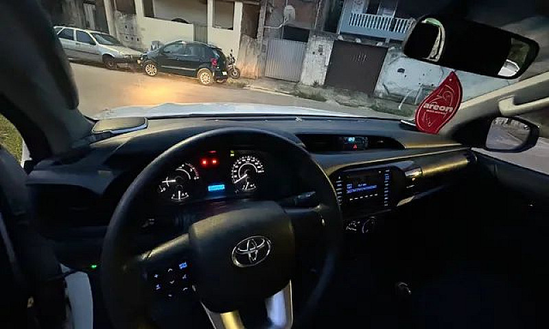 Hilux Cd 2.8 4X4 201...
