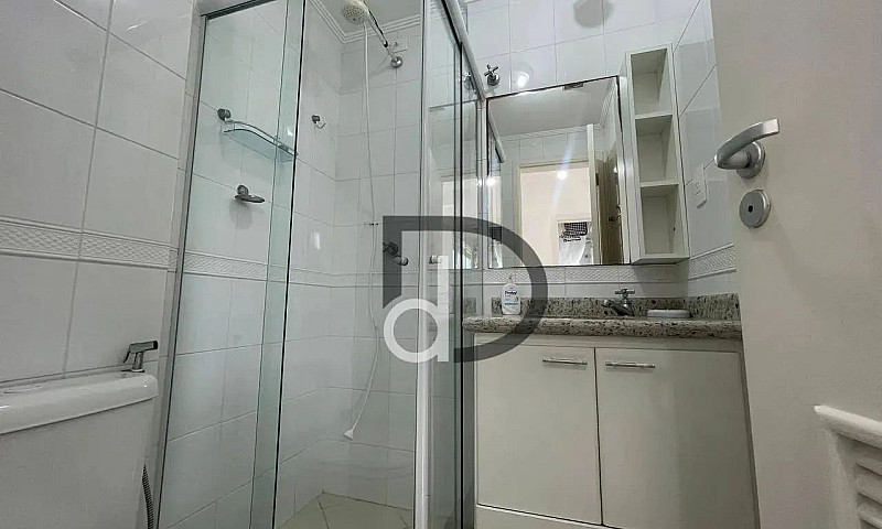 ?? Condomínio Com La...