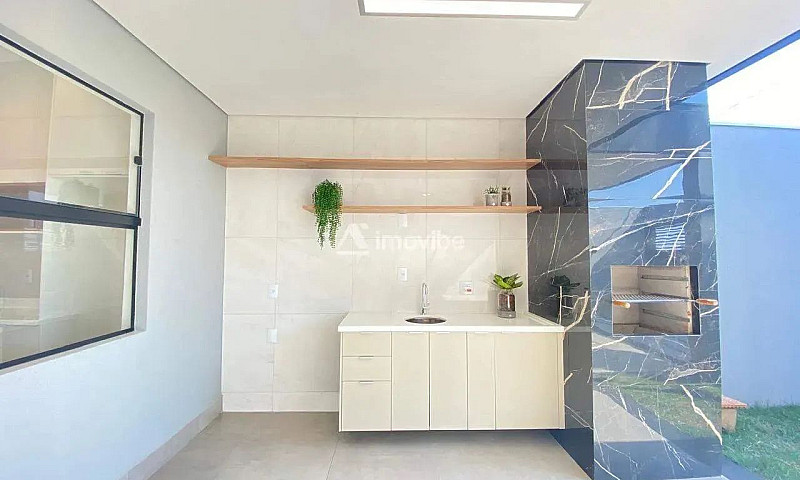 Casa Com 3 Dormitóri...