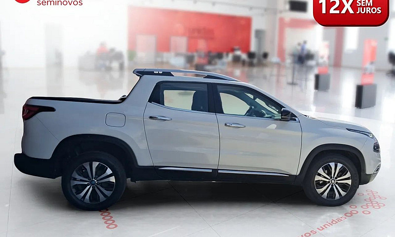 Fiat Toro Volcano 2....