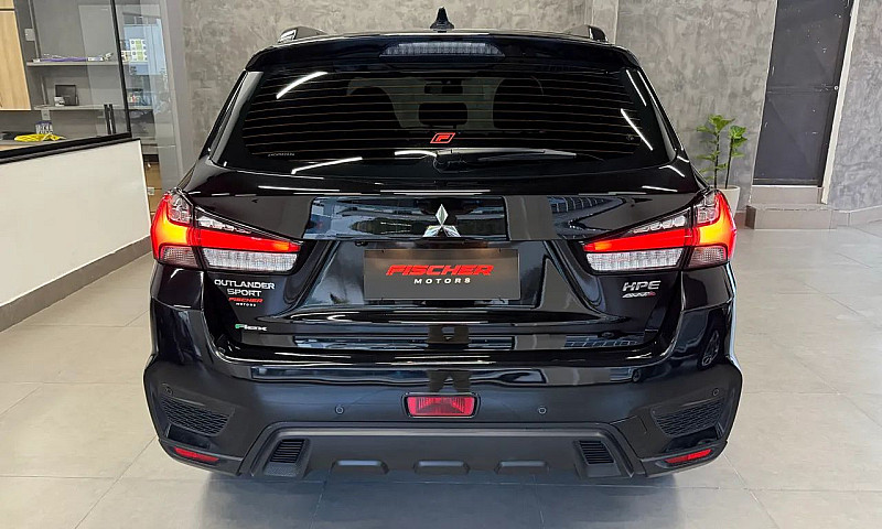 Mitsubishi Outlander...