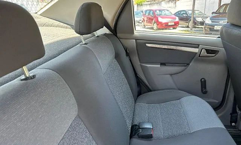 Chevrolet Prisma Sed...