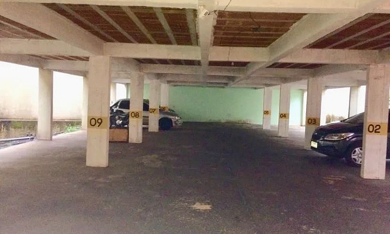 Cômodo Comercial Em ...