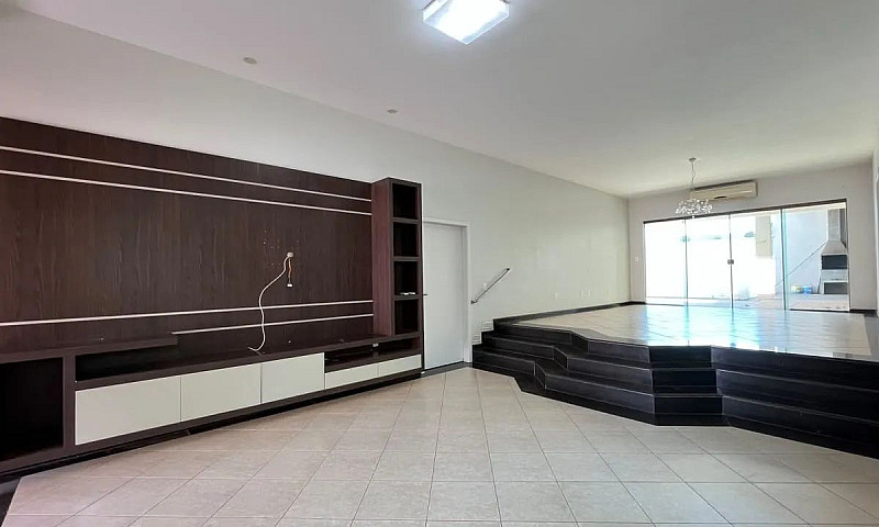 Casa 4 Quartos - Com...