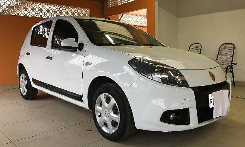 Renault Sandero...